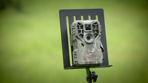 Deluxe Trail / Game Camera Mounting Kit - image 3 from the video
